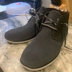 NWOT UGG Men’s Freamon Chukka